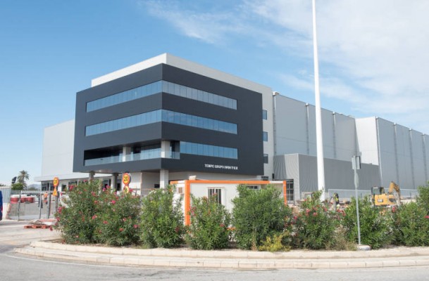 Grupo Inditex realizará test de Covid-19 a parte de su plantilla en toda la logística del país, incluido Tempe