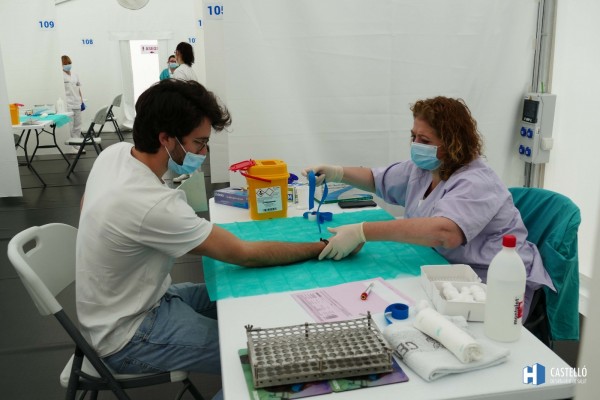 Sanidad rectifica y a partir del lunes hará el test a las limpiadoras de centros sanitarios de Castellón