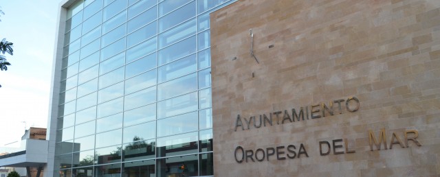 Orpesa pedirá ampliar horarios de establecimientos y la exención de la tasa por ocupación a Costas