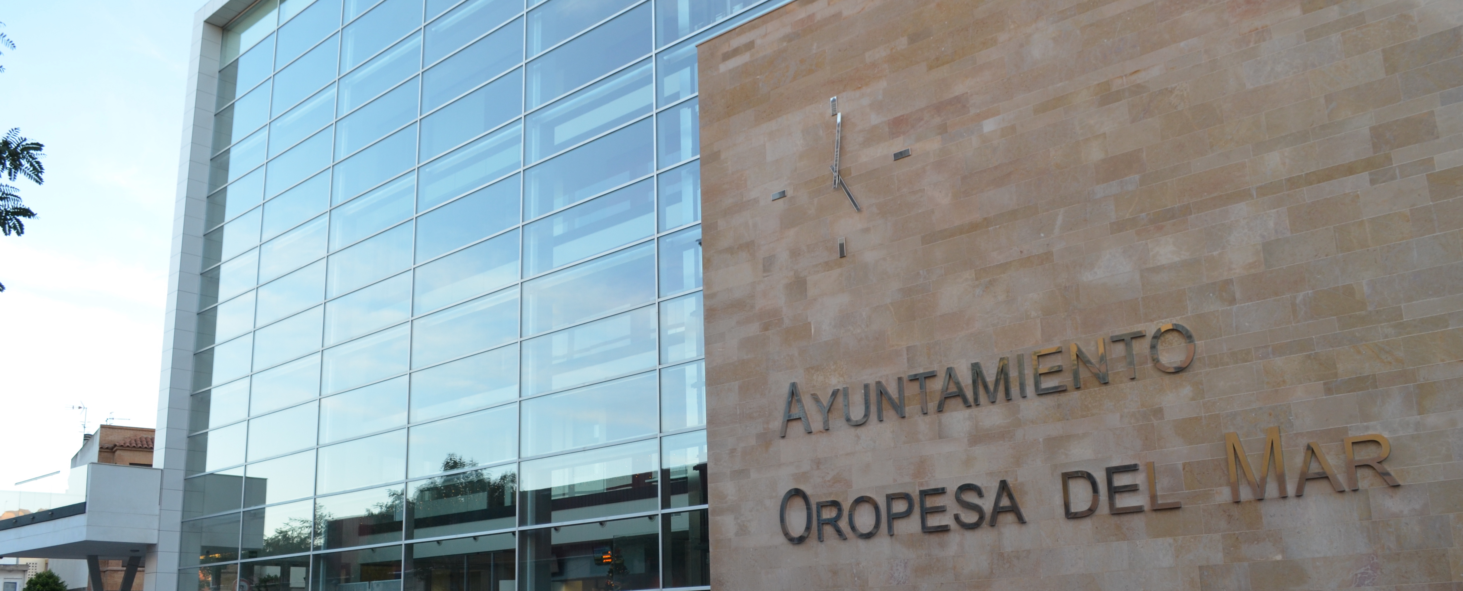 Orpesa pedirá ampliar horarios de establecimientos y la exención de la tasa por ocupación a Costas