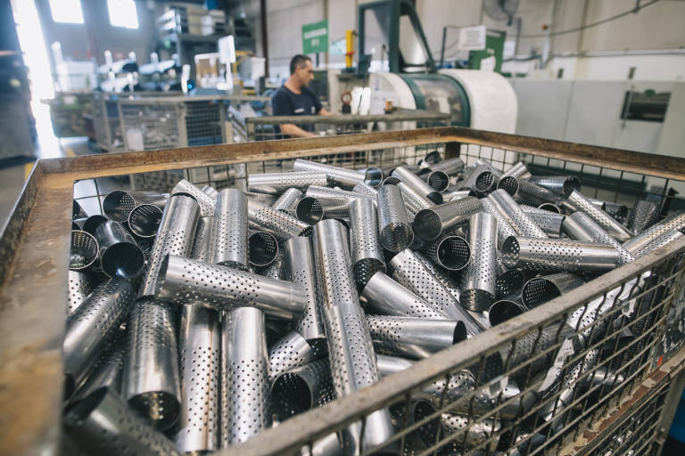 Los precios industriales ahondan su descenso en marzo hasta el 5%, su mayor caída en cuatro años