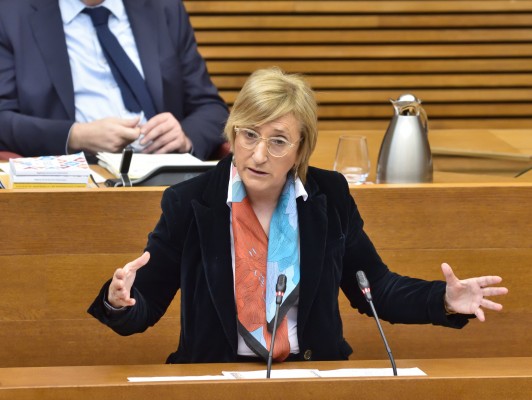 PP y Cs tienden la mano entre reproches a una Barceló 'autocrítica' y Vox pide su dimisión