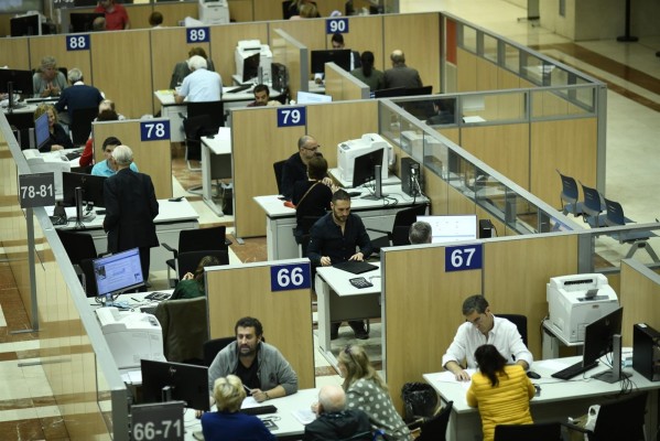 El Gobierno publica instrucciones para la vuelta al trabajo presencial de los funcionarios del Estado