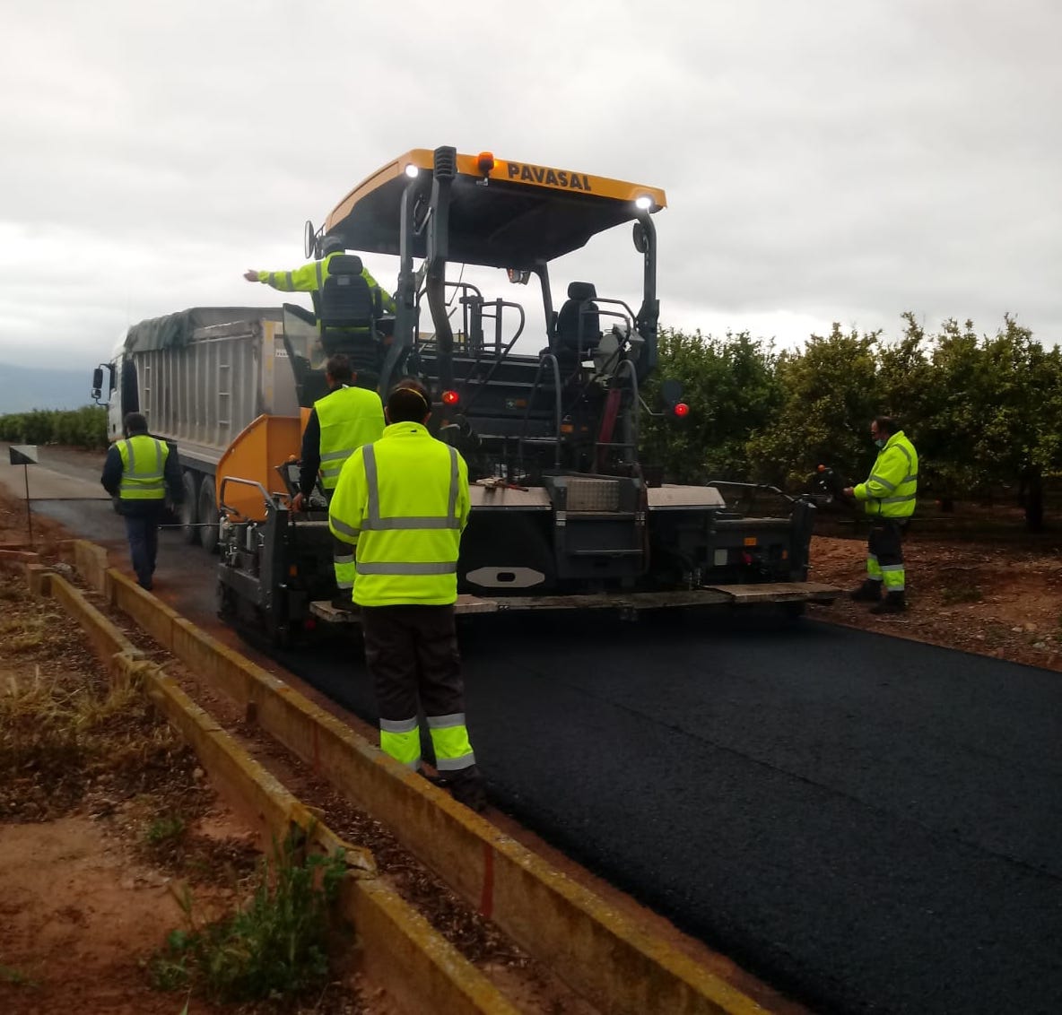 Nules invierte cerca de 57.000 euros en asfaltar caminos y viales 