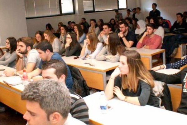Florida Universitària convoca por sexto año un concurso para becar ideas innovadoras