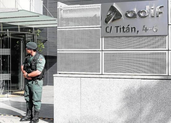 Caso AVE Orihuela: los empresarios pueden quedar fuera de la causa si la juez no hila más fino