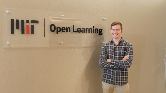 Un investigador murciano participa en dos proyectos con el Massachusetts Institute of Technology