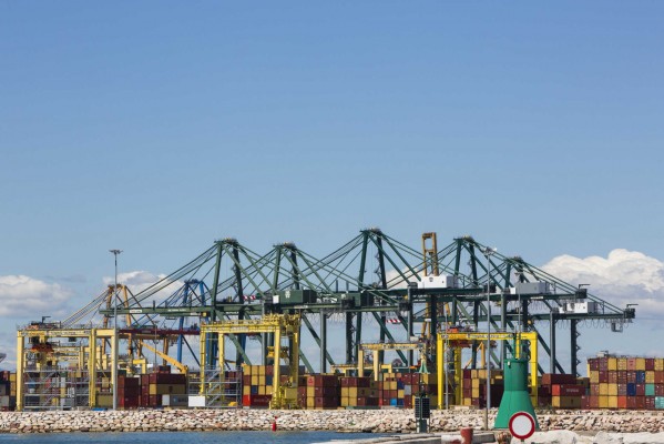 Los estibadores desconvocan los paros en los puertos de este jueves 29 de junio
