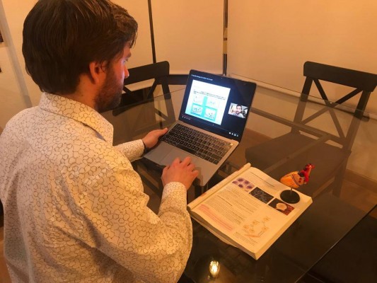Comisiones acusa a Educación de menospreciar el teletrabajo al no cubrir 