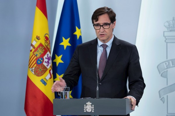 El Gobierno establece un precio máximo de 0,96 céntimos por cada mascarilla quirúrgica