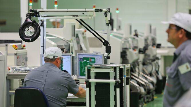 El 52% de las pymes valencianas no podrá mantener el empleo dentro de 6 meses, según la CEV