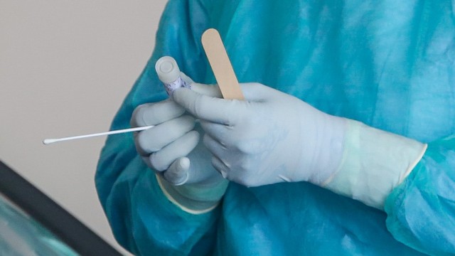 El Ayuntamiento de la Vila Joiosa practica test rápidos a sus trabajadores de servicios esenciales
