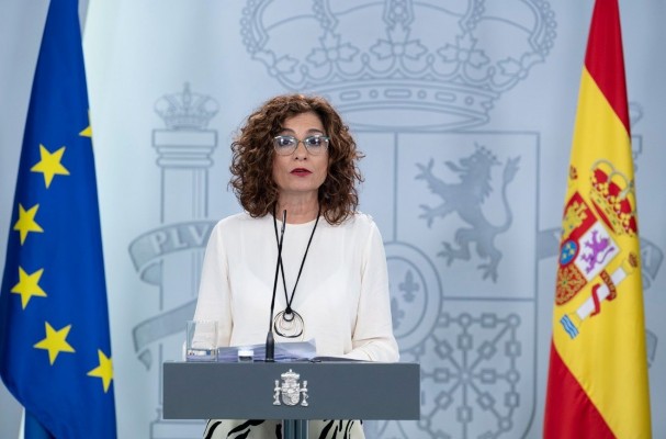 El Gobierno permitirá que los menores de 14 años puedan ir a la compra pero no a pasear