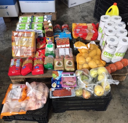 El Campello reparte lotes con productos de alimentación e higiene a familias vulnerables 