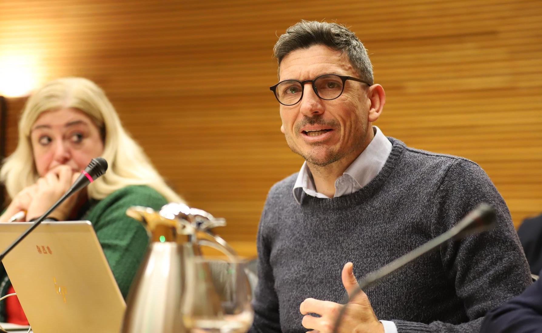 Cs propone una comisión sobre turismo en Les Corts para impulsar medidas de recuperación