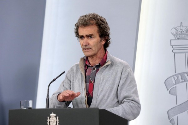 El Gobierno estudia permitir hacer deporte de forma individual y que los mayores paseen