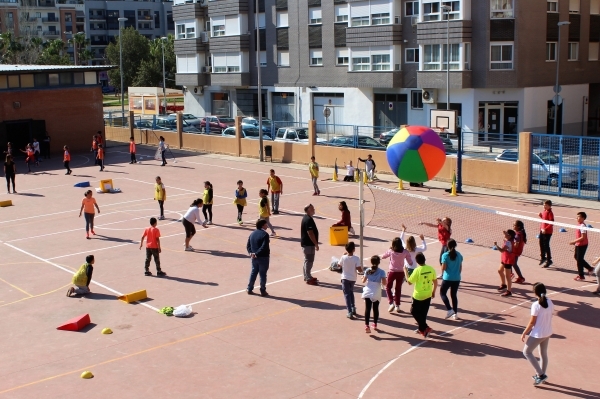 Borriana celebrará una gran fiesta de cumpleaños para los menores que han pasado este día en casa