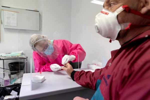 Los centros de salud dejan de usar los test de la Comunidad: emplearán los del Ministerio