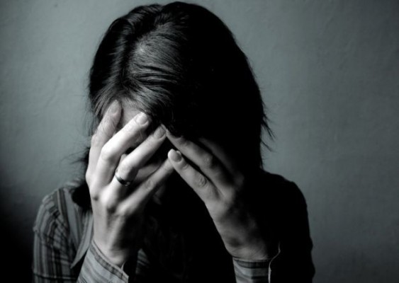 La UJI, UPV y UV diseñan una aplicación para prevenir y tratar trastornos emocionales