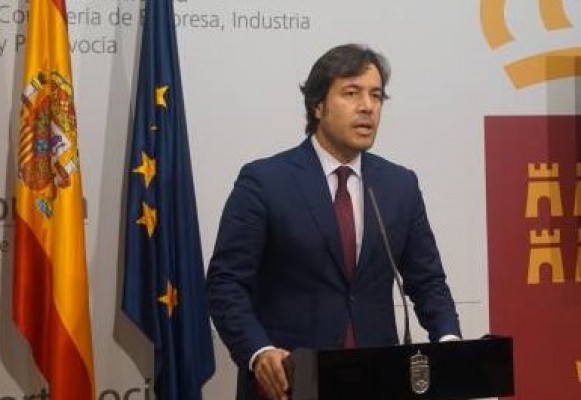 Comunidad y universidades coordinan la compra de material de protección ante el 