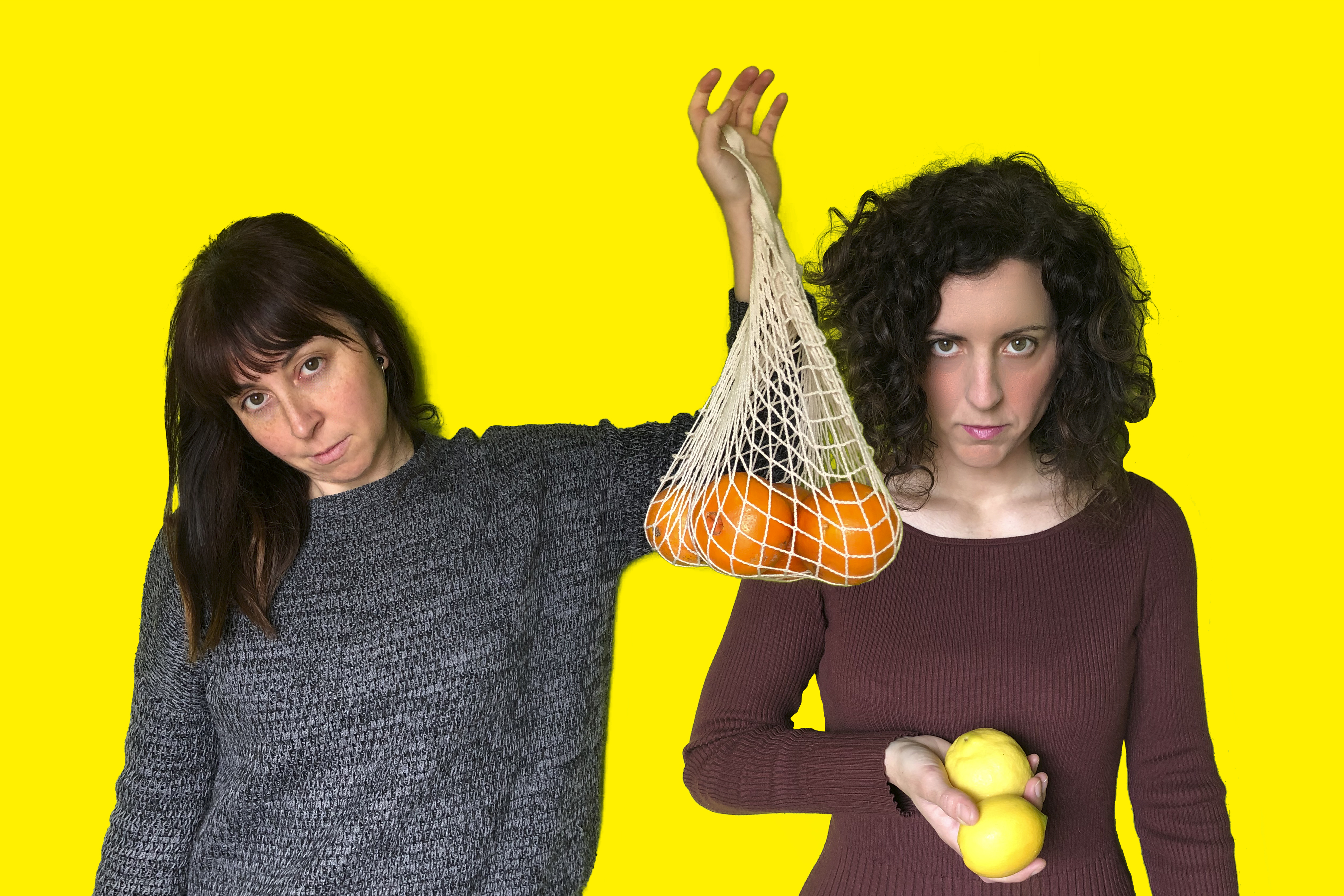 Júlia lanza 'Tòxic', su 'Love will tear us apart again' particular