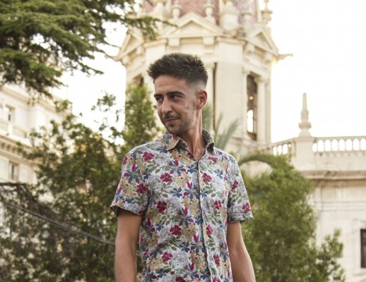El cantant valencià Jonatan Penalba llança 'M'aclame a tu'