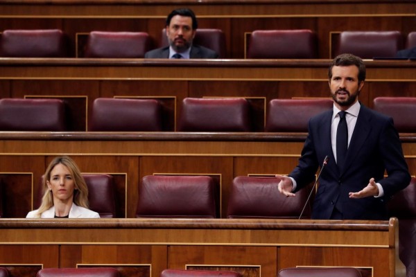 Casado se la juega