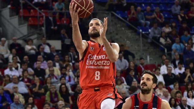 Valencia Basket inscribe a Diot y Sikma en la lista de jugadores sometidos a tanteo