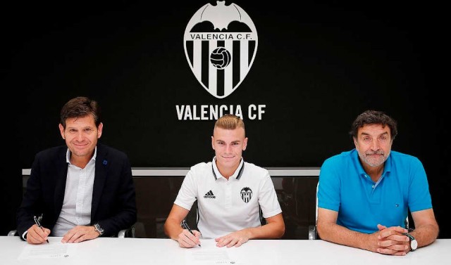 El VCF renueva a Lato hasta junio de 2021