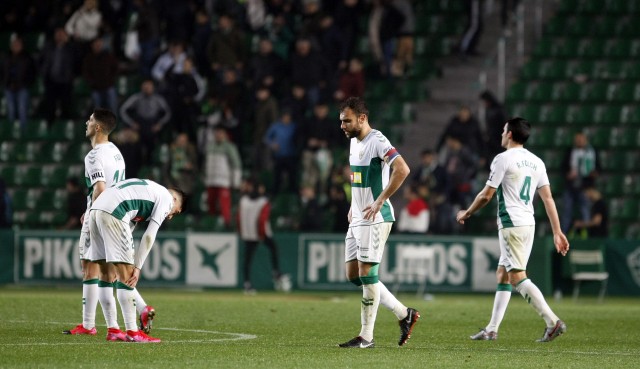 La plantilla del Elche no renuncia a alcanzar un acuerdo económico con el club que evite el ERTE