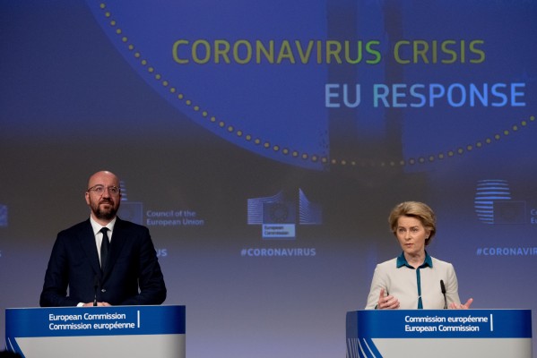 Tests masivos, control telefónico y apertura gradual de fronteras, el antídoto de la UE al confinamiento