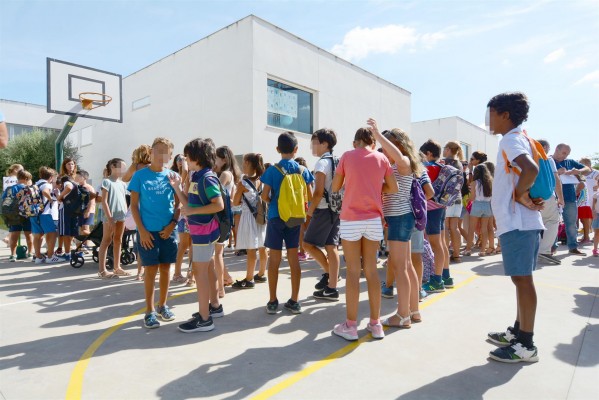 La evaluación final del curso será global y la repetición será 