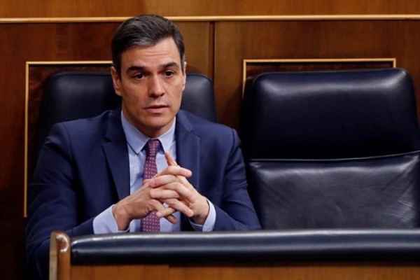 El PSOE se coloca en el 31,2 % del voto y el PP le recorta 2 puntos