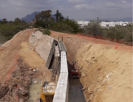 La CHS finaliza el alzado del muro de 96 m de longitud derruido en la DANA de septiembre