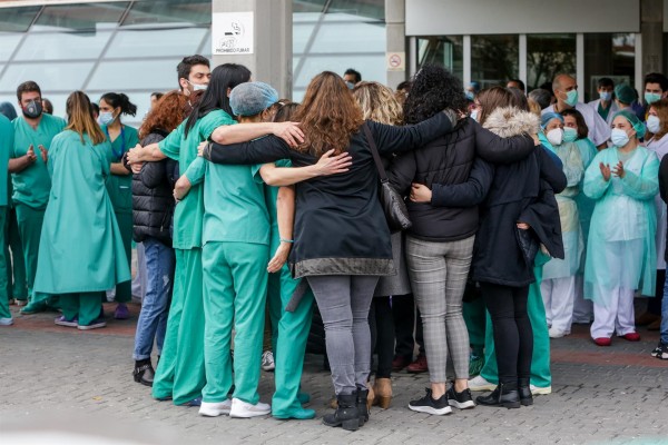 Un total de 26.672 sanitarios se han infectado de Covid-19 desde el inicio de la pandemia