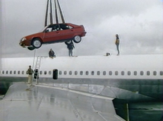 Durante la crisis del COVID-10, 'Citroën Origins' se amplía con archivos del INA y el podcast '(Pop)Ulaire' de Luc Ferry