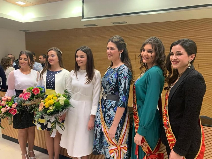 Reina y damas correspondientes al 2019 y 2020. - 