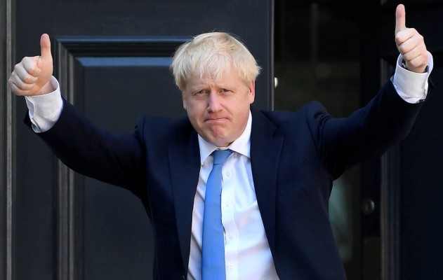 Boris Johnson sale del hospital, pero no retomará el trabajo por el momento