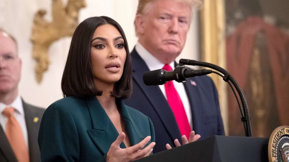 La nueva Kim Kardashian: estudiante de Derecho y conseguidora de indultos

