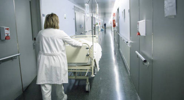 El juzgado de Valencia mantiene la petición a Barceló de material para sanitarios y da 4 días más