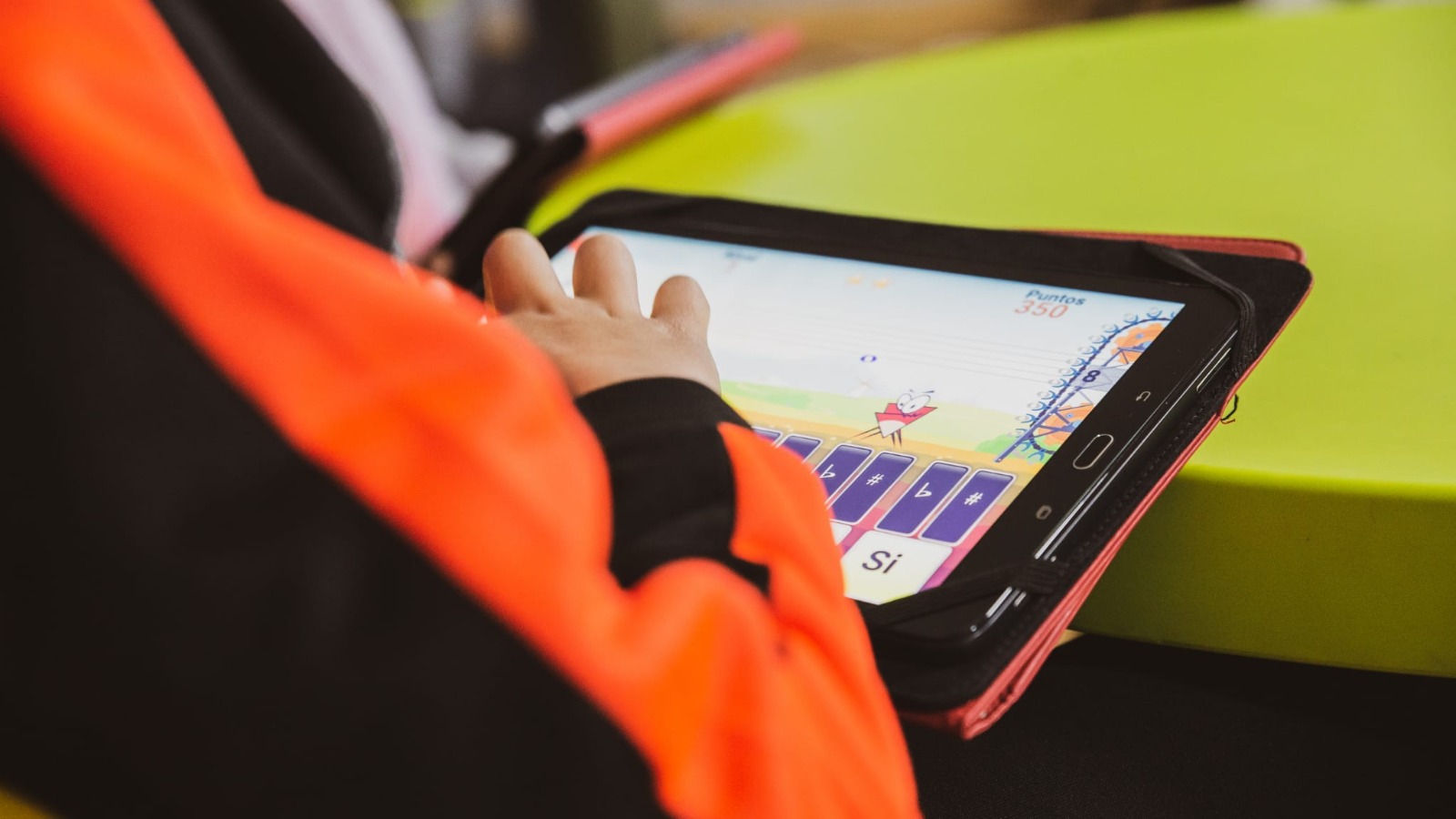 Más de 50.000 alumnos de música de la Comunidad Valenciana continúan sus clases de forma online - 