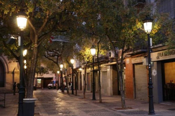 Diez empresas y tres UTE aspiran al mayor contrato de la historia para renovar el alumbrado de Castelló