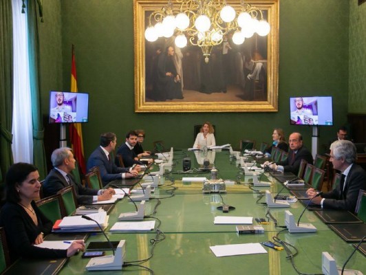 El Congreso descarta recortar retribuciones a los diputados en el mes del parón de actividad