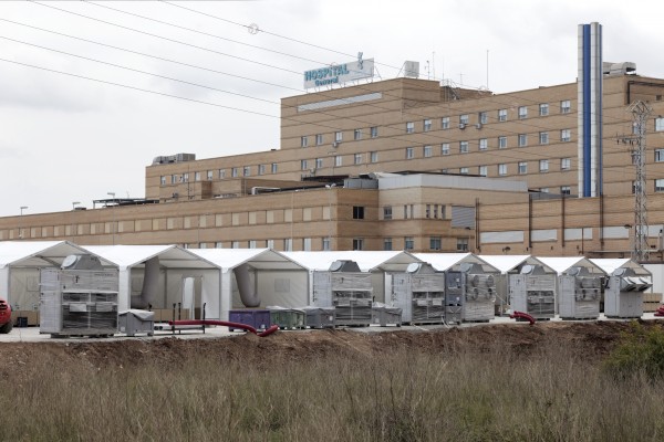 Sanidad evalúa nuevos usos para el hospital de campaña ante la estabilización del Covid-19