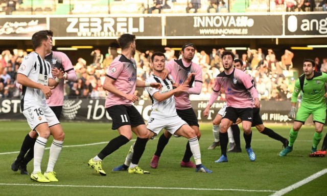 El Castellón cumple un mes de su último partido