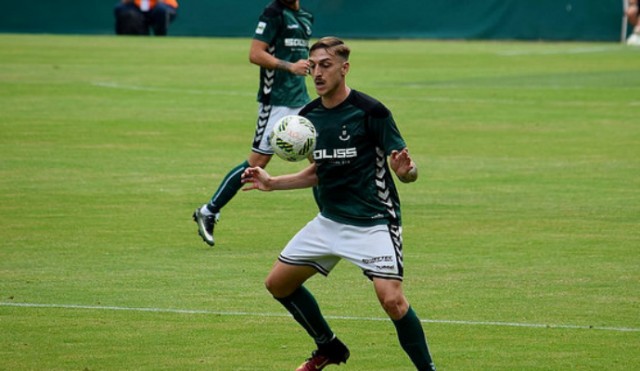 Adrián Jiménez vale por dos