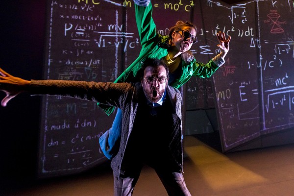 El Teatro Principal se une a la gira 'online' del espectáculo 'Anna i la màquina del temps'