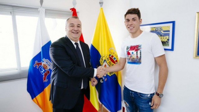 La UD Las Palmas renueva al portero Raúl Lizoain por dos temporadas