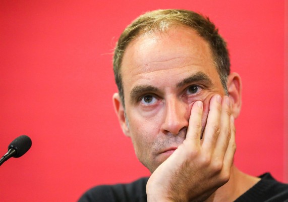 El presidente del Leipzig cree que cancelar la Bundesliga sería 
