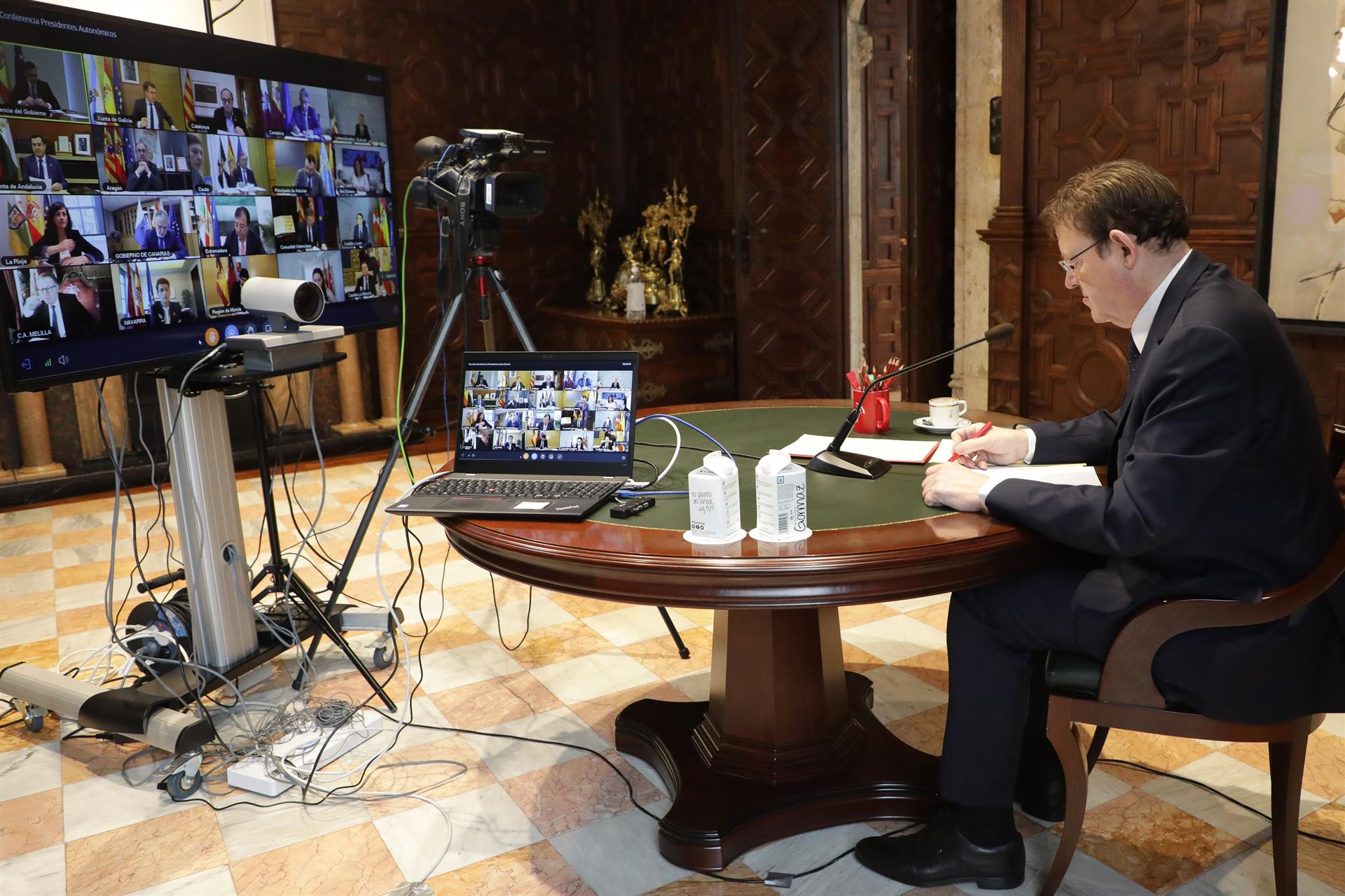 Puig pide a las regiones europeas reclamar una 